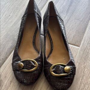 Nine West size 11 Elegant Brown Crocodile Pattern Women Shoes